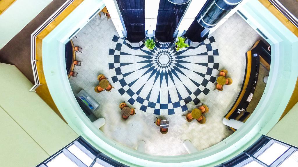 فندق Wyndham Garden ماناوس المظهر الخارجي الصورة