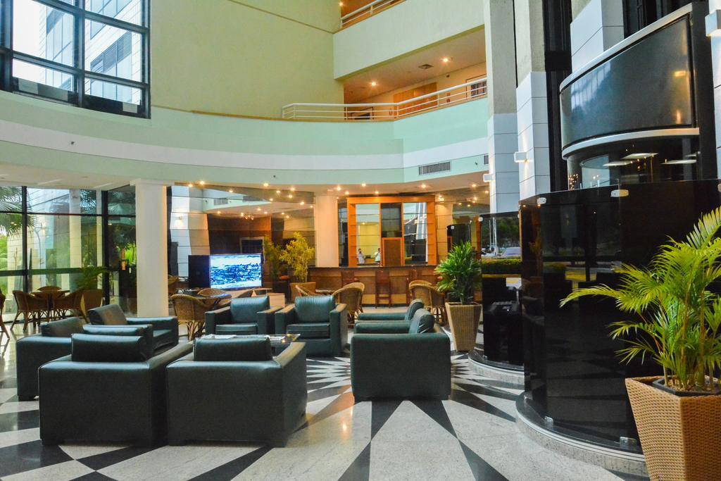 فندق Wyndham Garden ماناوس المظهر الخارجي الصورة
