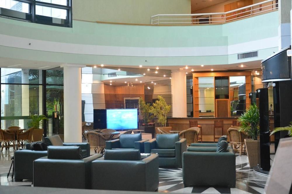 فندق Wyndham Garden ماناوس المظهر الخارجي الصورة
