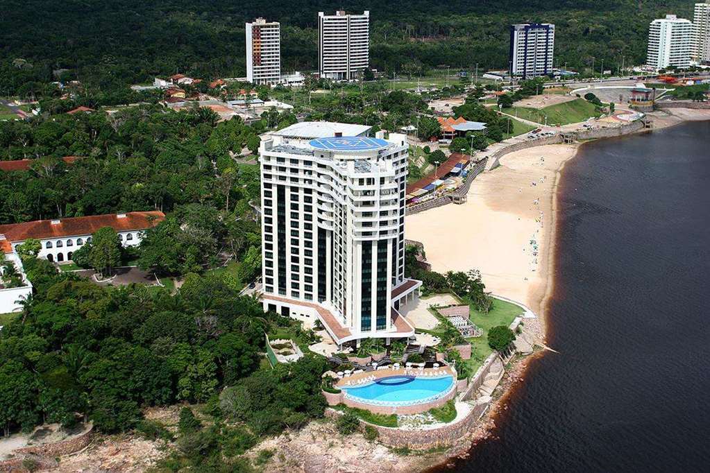 فندق Wyndham Garden ماناوس المظهر الخارجي الصورة