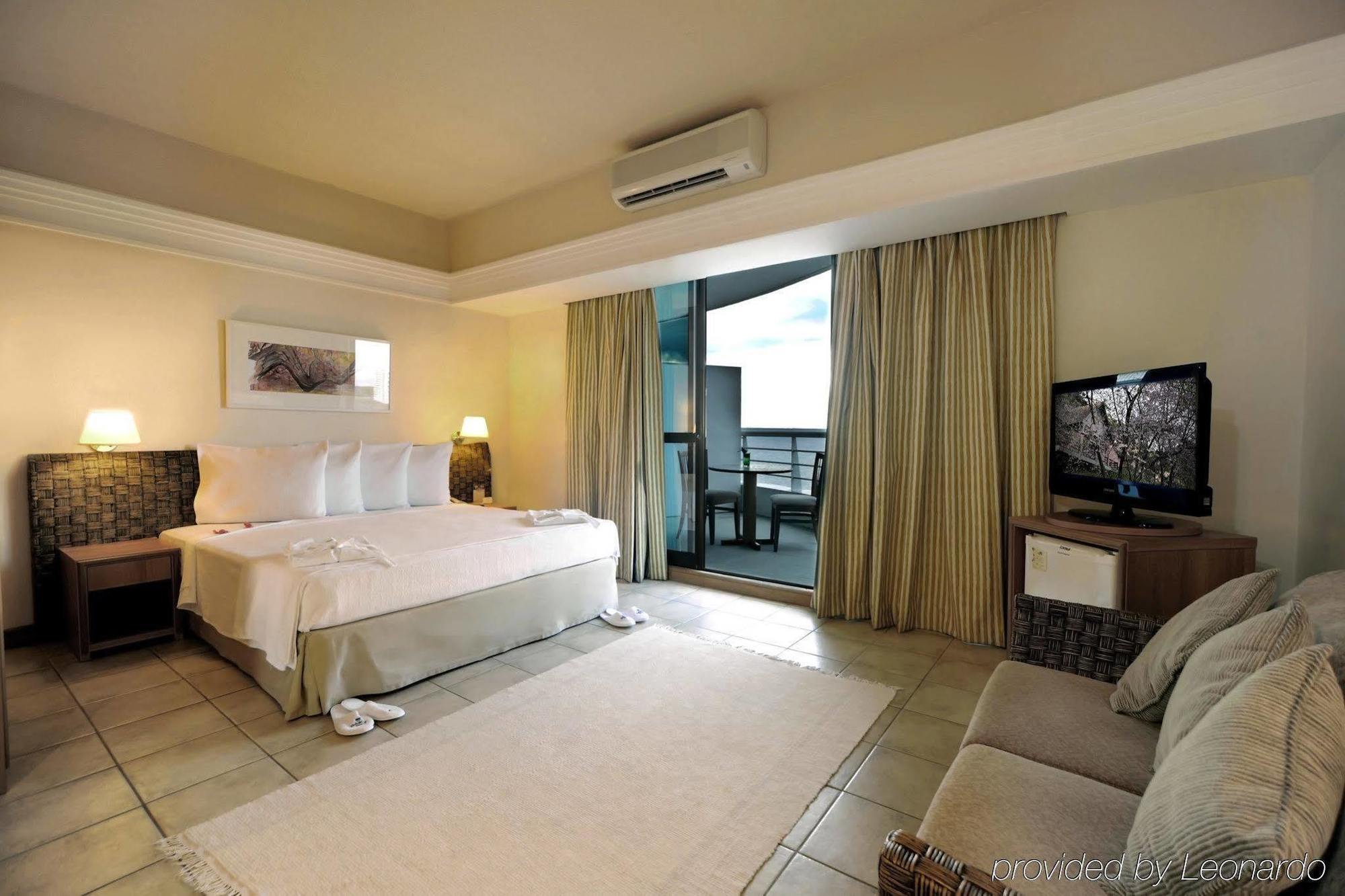 فندق Wyndham Garden ماناوس الغرفة الصورة