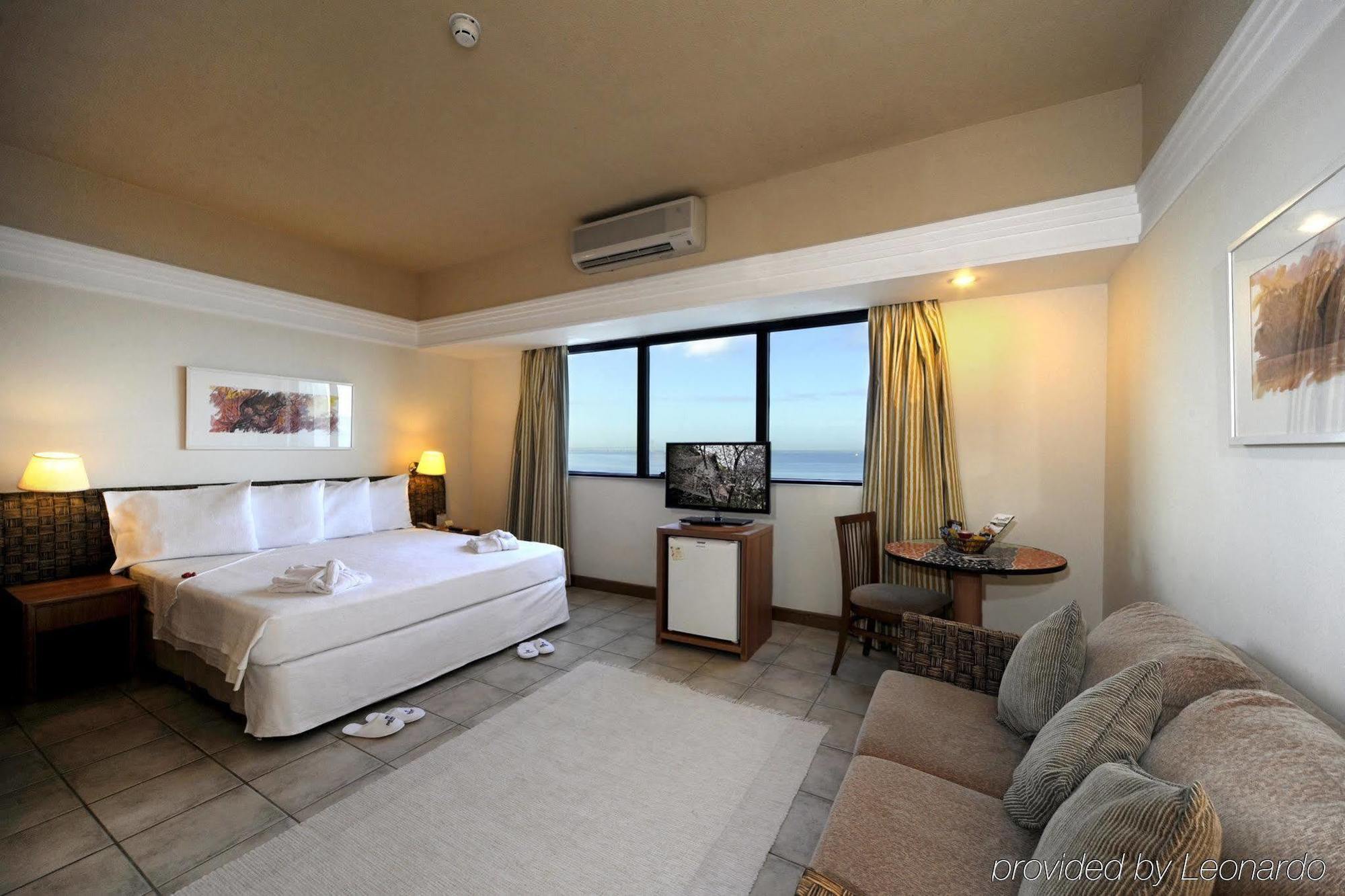 فندق Wyndham Garden ماناوس الغرفة الصورة