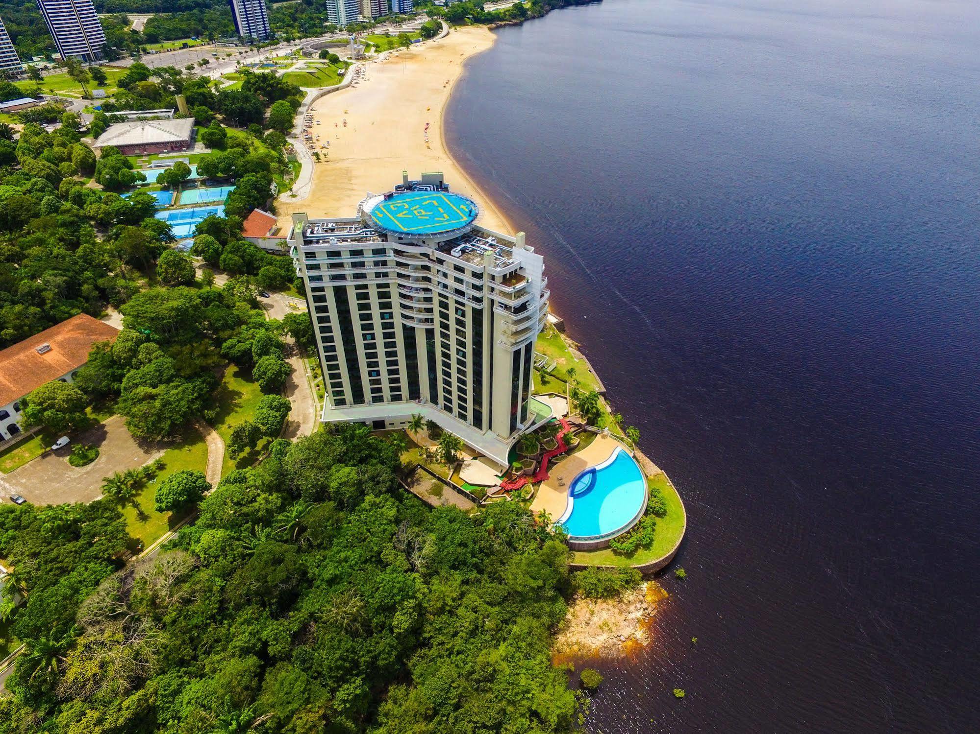 فندق Wyndham Garden ماناوس المظهر الخارجي الصورة